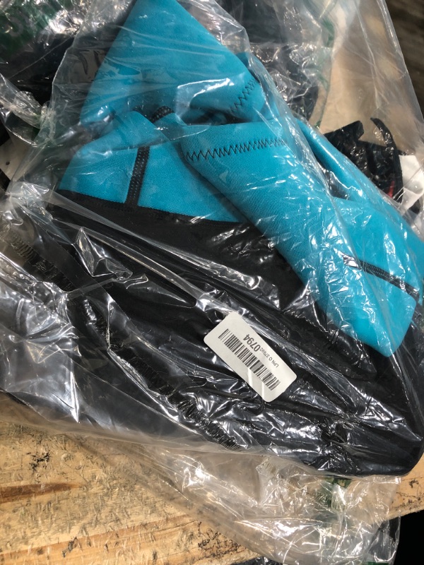 Photo 1 of (K01-Blue, 10) (BAGGED) (USED/FAIR) Hevto Kids Wetsuit for Boys Girls Children Toddler 3/2mm Neoprene Thermal Swimsuit Full Wet Suit in Cold Water for Swimming (K01-Blue, 10)
