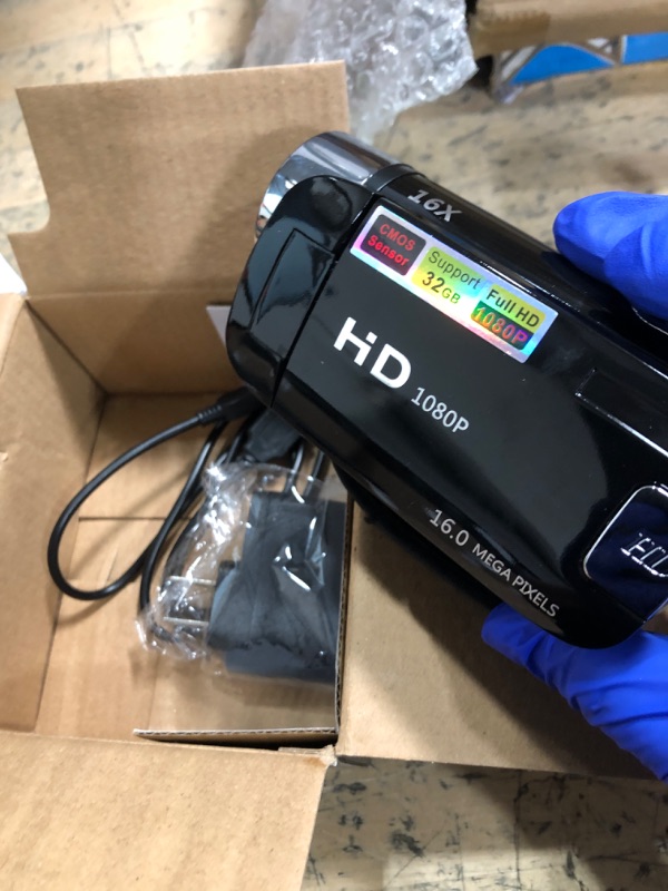 Photo 1 of Digital Camcorder, DH-90 16X Digital Zoom 2.7 Inch Colourful Display Screen, High Definition Camera Image Video Shooting Camcorder US Plug 110-240V**NO S/N