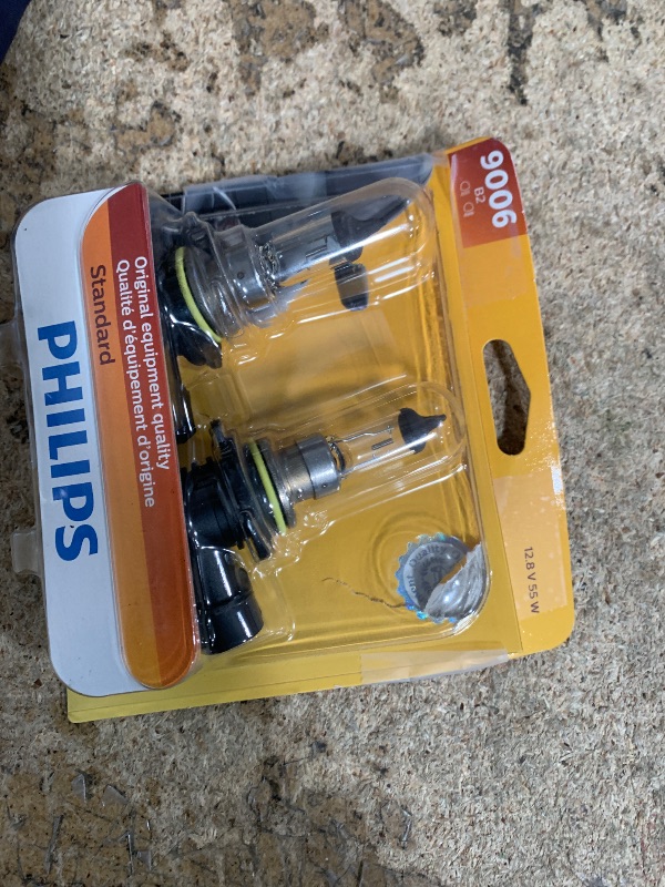 Photo 1 of Philips Automotive Lighting 9006 Standard Halogen Replacement Headlight Bulb, 2 Pack (9006B2)