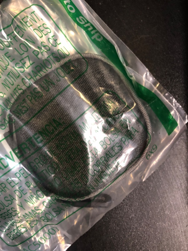 Photo 1 of SoundMAGIC E11 Wired Earbuds No Microphone HiFi Stereo Earphones Noise Isolating in Ear Headphones Powerful Bass Tangle Free Cord Black