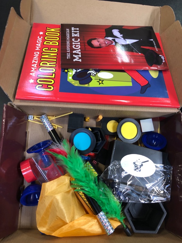 Photo 1 of MasterMagic Magic Kit - Easy Magic Tricks for Children - Learn Over 350 Spectacular Tricks with This Magic Set - Ideal for Beginners and Kids of All Ages!