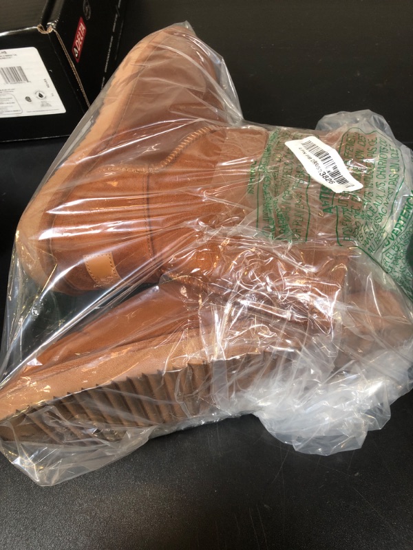 Photo 1 of CAMEL CROWN Women’s Winter Snow Boots Warm Faux Fur Lined Boots Classic Slip On Ankle High Booties