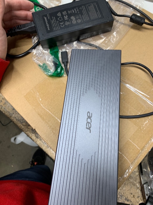 Photo 1 of Acer 16-in-1 8K Thunderbolt 4 Dock Support DisplayLink Quad Monitors, USB C Docking Station, 160W Power Adapter, 40Gbps Data Transfer, 2.5Gbps Ethernet for MacBook Pro/Air, Acer Laptops, PC and More