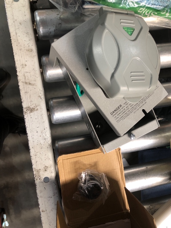 Photo 1 of ***(NO RETURNS OR REFUNDS/ FOR PARTS ONLY/ NON FUNCTIONAL)***
Rundik Pre-Drilling 50 Amp Generator Inlet Box, NEMA 3R Generator Transfer Switch, NEMA SS2-50P PB50 Weatherproof Power Inlet Box, 125/250 Volt, 12500 Watts Generator Accessories, ETL Listed