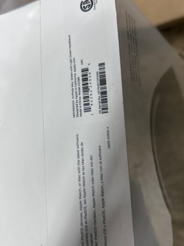 Photo 1 of *** FACTORY SEALED ***Apple AirPods Max Wireless Over-Ear Headphones, Active Noise Cancelling, Transparency Mode, Personalized Spatial Audio, Dolby Atmos, Bluetooth Headphones for iPhone – Green