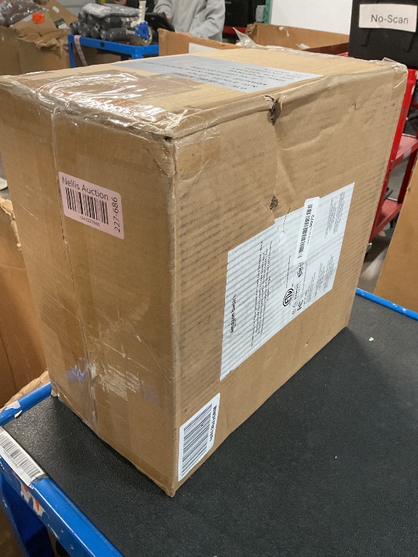 Photo 1 of ***(NO RETURNS OR REFUNDS/ FOR PARTS ONLY/ MAJOR DAMAGE)***
Amazon Basics 8-Sheet Cross Cut Paper Shredder and Credit Card Shredder - Black