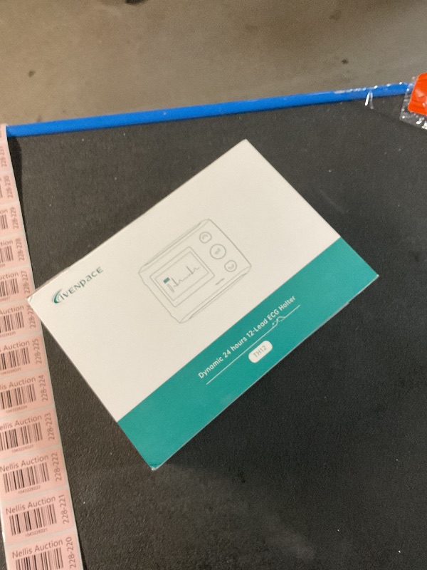 Photo 1 of Livenpace Portable 12-Lead Heart Monitor with AI Analysis for Home Use, 24 Hours Recording, Stand-Alone Machine with LCD Screen, Software Compatible with Mac & Windows, TH12