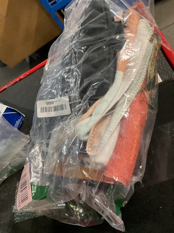 Photo 1 of Jingmore 6 Pcs Farmhouse Kitchen Decor Set 2 Kitchen Dish Towels 2 Rustic Pot Holders 1 Pair Vintage Cooking Mittens Oven Gloves for Baking Cooking Grilling Supply(Dark Brown Color)