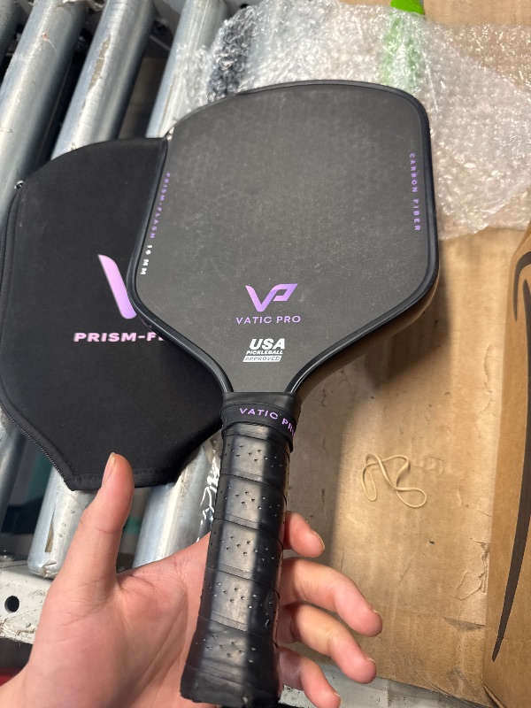 Photo 1 of **Prev used ** Minor damage**
Vatic Pro Prism Flash Carbon Fiber 16mm - Foam Injected Walls - Includes Paddle Cover