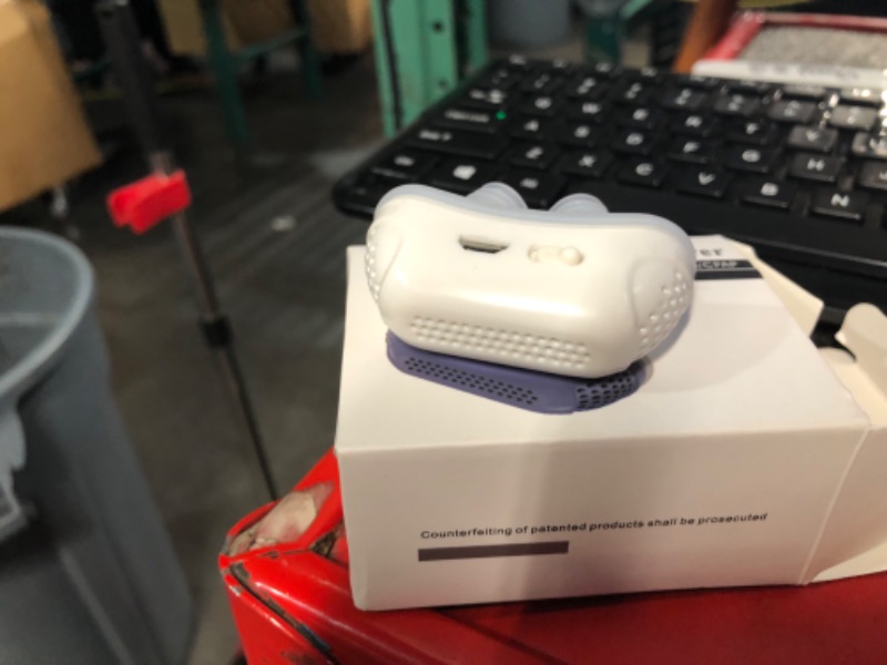 Photo 1 of ***USED - NO POWER CORD - UNABLE TO TEST***
Anti Snoring Devices, Effective Snoring Prevention, Twin Turbine Electric Adjustable and Breathable, Adjustable Wind Speed, Snoring Solution for Men and Women, Suitable for All Nose Shapes. White - N2