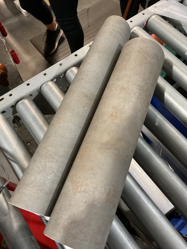 Photo 1 of (See all images)VEELIKE 15.7''x354'' Thick Rust Livid Concrete Wallpaper Peel and Stick Renter Friendly Concrete Contact Paper for Countertops Waterproof Removable Modern Accent Wallpaper for Bedroom Living Room