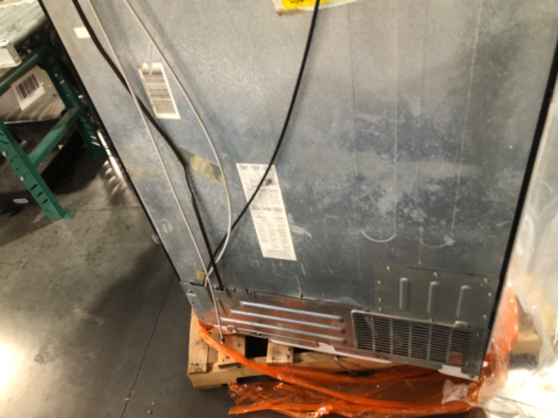 Photo 1 of ***FINAL SALE/ PARTS ONLY***GE 25.3-cu ft Side-by-Side Refrigerator with Ice Maker