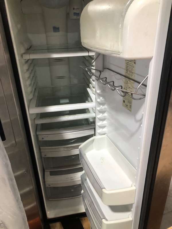 Photo 1 of ***FINAL SALE/ PARTS ONLY***GE 25.3-cu ft Side-by-Side Refrigerator with Ice Maker