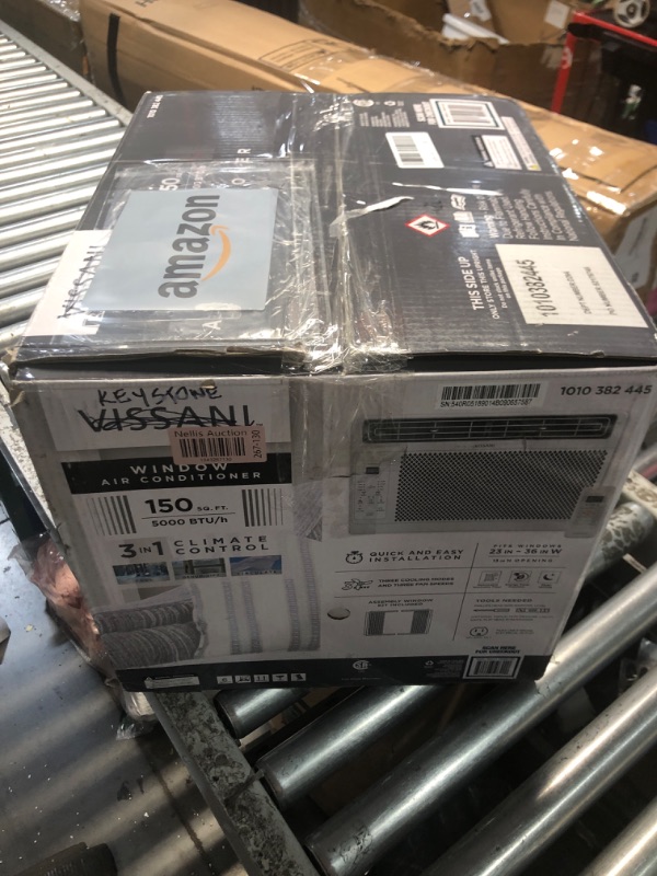 Photo 1 of **PARTS ONLY * TURNS ON BUT IS NOT WORKING RIGHT**
Keystone 5,000 BTU Window Air Conditioner and Dehumidifier, Window AC Units for Apartment, Living Room, Bathroom, and Small Rooms up to 150 Sq.Ft., Quiet Window Air Conditioners with Remote Control