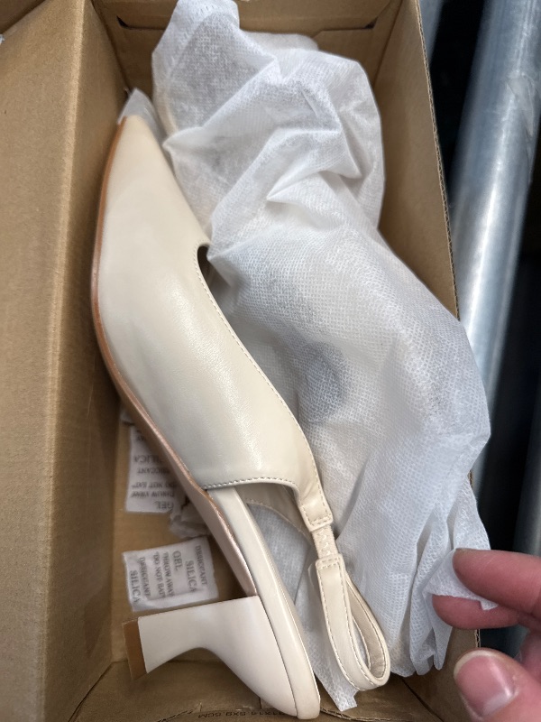 Photo 1 of (USED/FAIR) (9.5) gihubafuil Women's Low Kitten Heel Pumps Shoes Closed Pointed Toe Heels Casual Slingback Slip-on Dress Shoes Nude-- SIZE 9.5