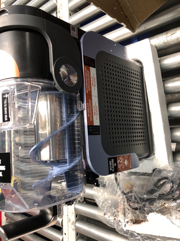 Photo 1 of *USED SOLD FOR PARTS OR REPAIR*NOT FUNCTIONAL*Ninja SLUSHi with RapidChill Technology, 88 oz. Frozen Drink & Slushie Machine, 5 Preset Programs, Margaritas, Frappés, and More, Premium Accents, Black, FS301