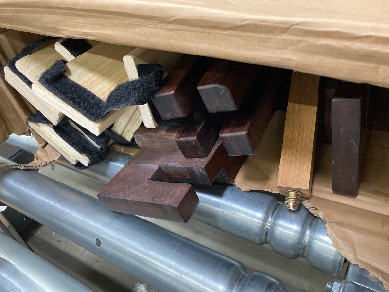 Photo 1 of ***PARTS ONLY***
Resident Bamboo Platform Bed Frame - King - Walnut - Floating Center Support Legs - 12” Height - Easy Tool Free Set Up - Contemporary and Durable - Sturdy Wooden Support Slats - Holds Up to 800 Pounds