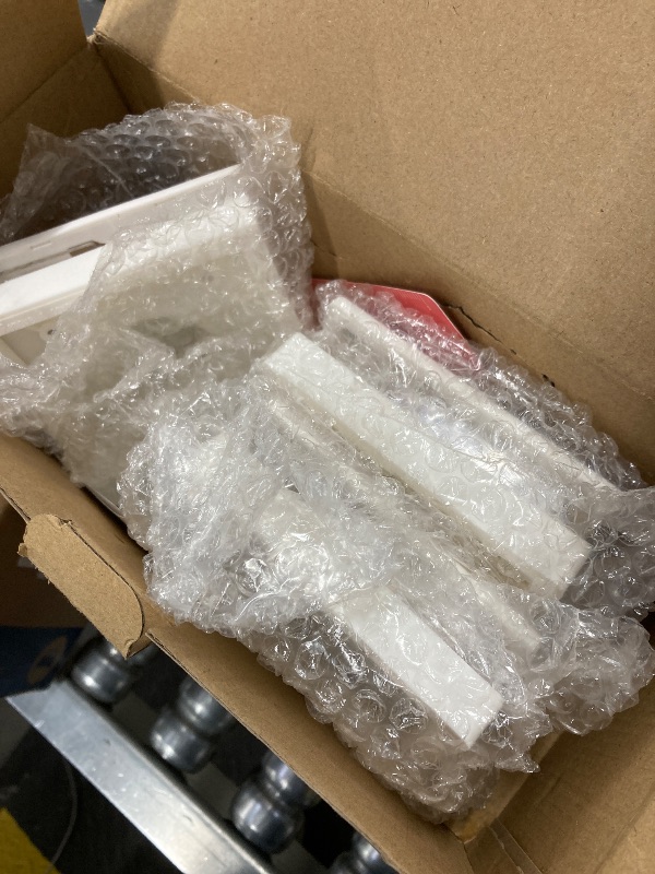 Photo 1 of ***MISSING PARTS -SELLING AS IS ONLY*** 3 Pack VOLISUN 4x4 Solar Post Cap Light 3 pack, Solar Fence - Cap Lights Outdoor Waterproof for Wooden/Vinyl Post, White Deck Post Cap Light Solar Powered with Warm White for Garden/Patio/Porch