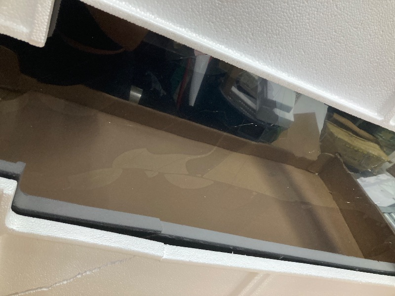 Photo 1 of ***PARTS ONLY/CRACKED SCREEN**Samsung 55-Inch Class Crystal UHD 4K DU7200 Series HDR Smart TV w/Object Tracking Sound Lite, PurColor, Motion Xcelerator, Mega Contrast, Q-Symphony (UN55DU7200, 2024 Model)