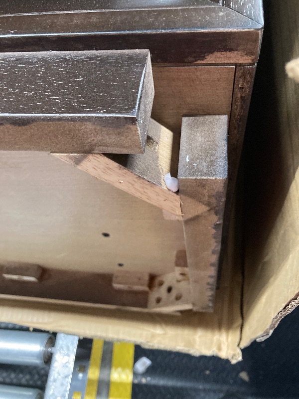 Photo 1 of  5 Drawers