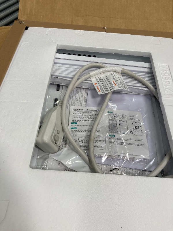 Photo 1 of ***PARTS ONLY***
Hisense WC08W25A Window Air Conditioner, 8,000 BTU, White