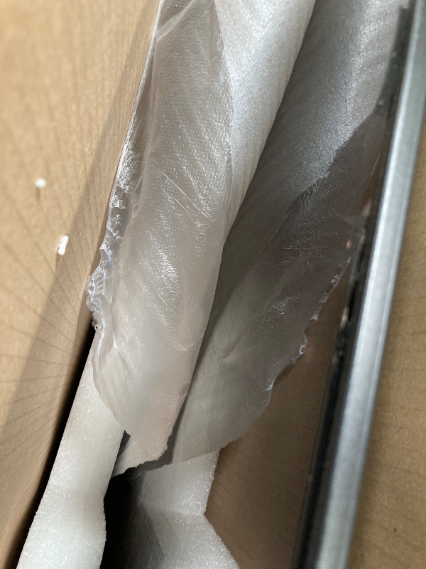 Photo 1 of ***(SELLING AS PARTS ONLY -SCREEN CRACKED, BOX RIPPED/TORN)***
Samsung 75-Inch Class Crystal UHD U8000F 4K Smart TV (2025 Model) Endless Free Content, Crystal Processor 4K, MetalStream Design, Knox Security, Alexa Built-in