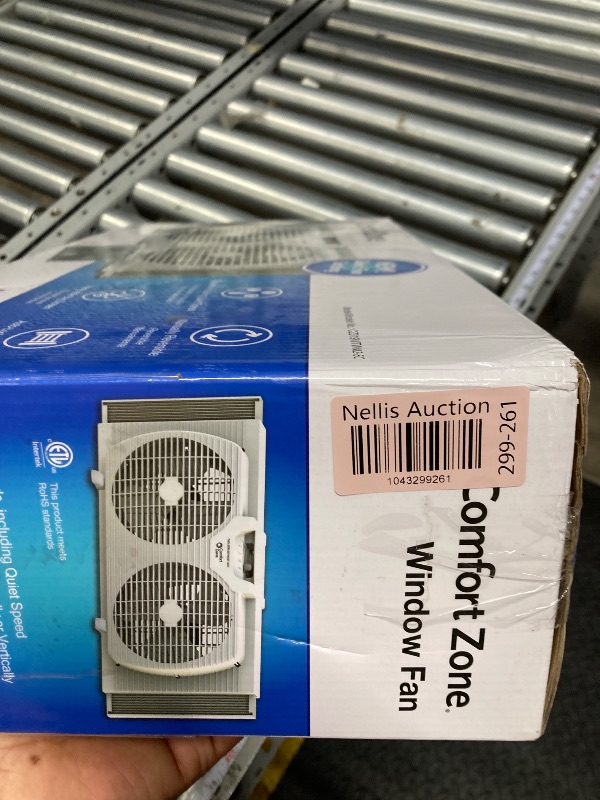 Photo 1 of ***PARTS ONLY***
Comfort Zone Window Fan for Bedroom, 9 inch 3 Speed Dual Fans with Auto-Locking Expanders, Window Exhaust Fan, Removeable Bug Screen, White