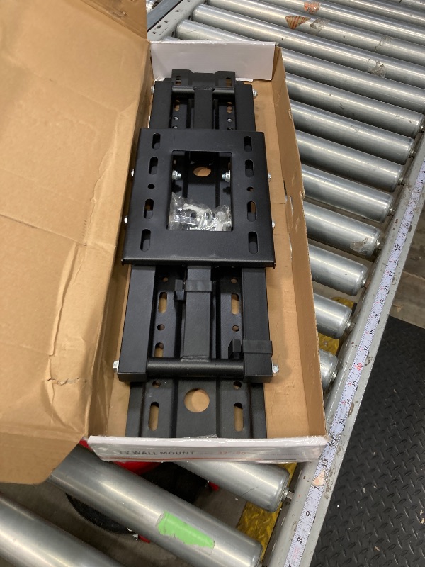 Photo 1 of 14-55 inch Full Motion TV Wall Mount with Swivel and Articulating Tilt Arm TV Wall Bracket
