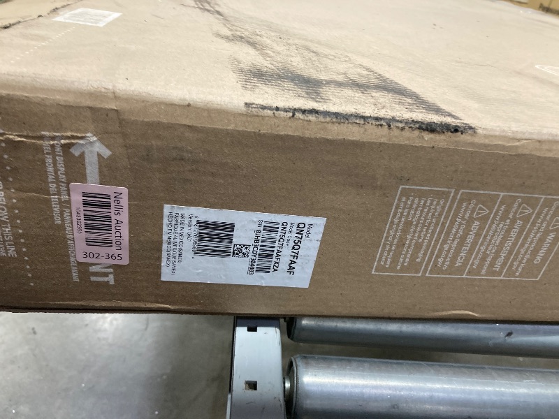 Photo 1 of ***PARTS ONLY***
Samsung 75-Inch Class QLED Q7F Series Samsung Vision AI Smart TV (2025 Model, 75Q7F) Quantum HDR, Object Tracking Sound Lite, Q4 AI Gen1 Processor, 4K upscaling, Gaming Hub, Alexa Built-in