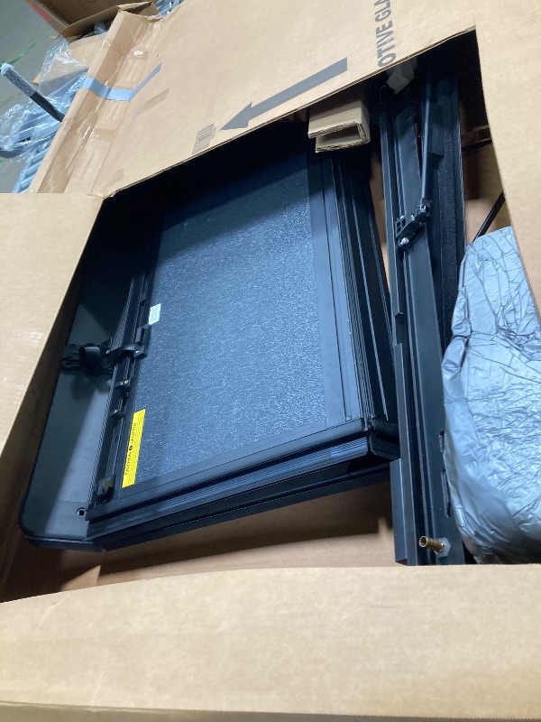 Photo 1 of 5'8" Truck Bed Tonneau Cover Retractable For 2014-2025 GMC Sierra 1500 Aluminum
