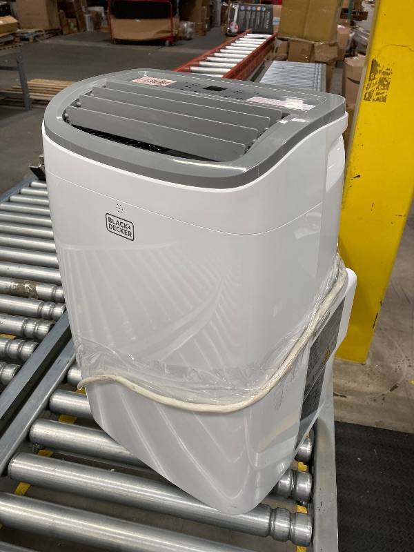 Photo 1 of ***(SELLING AS PARTS ONLY -DO NOT WORK)***BLACK+DECKER 10,000 BTU Portable Air Conditioner for Rooms up to 450 Sq. with Remote Cont rol, White ***(NO REMOTE, NOT IN BOX, SOME SCUFFS/SCRATCHES)***