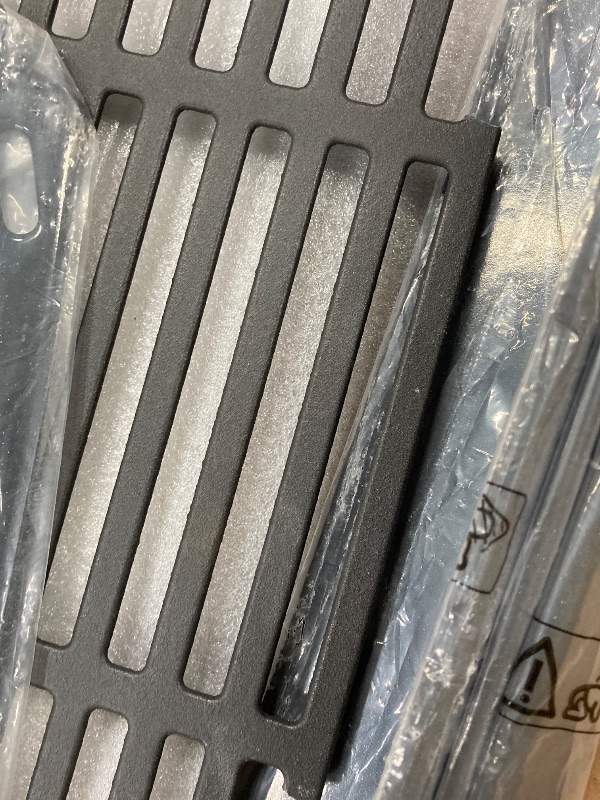 Photo 1 of ***(SELLING PARTS ONLY ***CORNER GRATE CHIP/BROKE ...AND RAIL BROKEN SEE ALL PHOTOS -SELLING AS IS)***

Grill Parts for Weber Genesis II 300 Series, for Weber Genesis ii E/S/SE-310 ii E/S-315 ii E/S-325 ii E/S-330 ii E/S/SE-335 ii S-345, for Grill Grate F