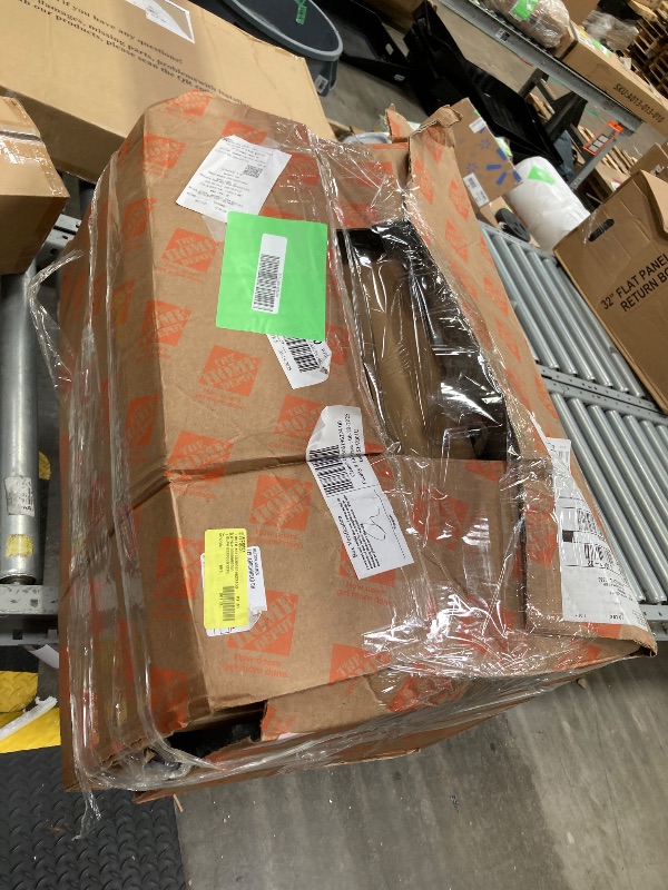 Photo 1 of ***MISSING PARTS/INCOMPLETE**Z Grills 7002C3E Pellet Grill & Smoker with PID Controller, Meat Probes, Hopper Clean-Out & Pellet View Window ( Grill Cover Included)