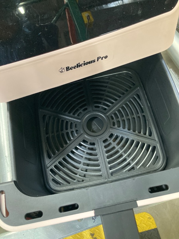 Photo 1 of ***(SELLING AS PARTS ONLY -DOESN'T TURN ON)***  
Air Fryer, Beelicious 8-in-1 Smart Compact 4QT Air Fryers, Shake Reminder,450°F Digital Airfryer with Flavor-Lock Tech, Tempered Glass Display, Dishwasher-Safe & Nonstick, Fit for 1-3 People, Pink