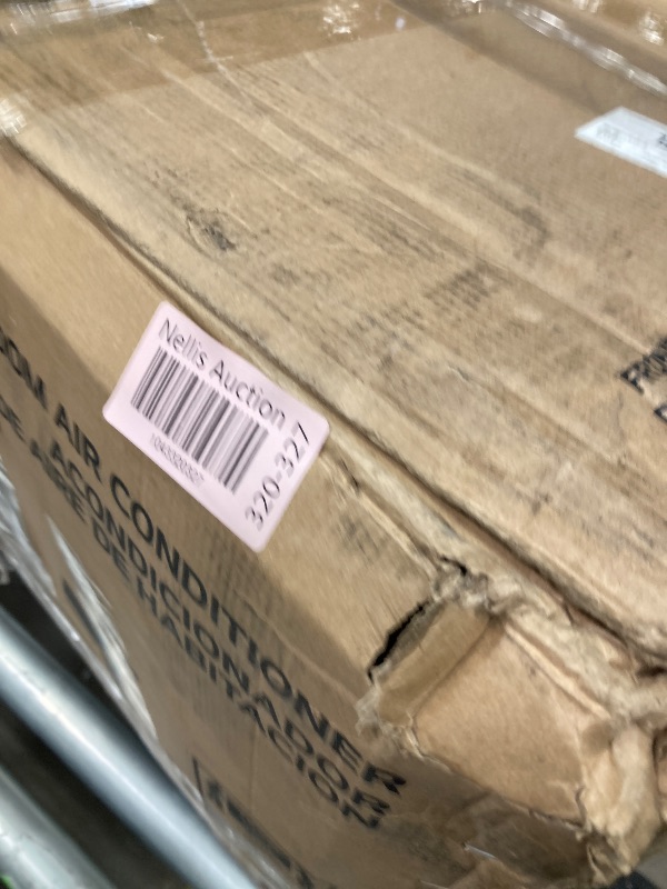 Photo 1 of ***PARTS ONLY***
LG LW1424RD, 14000 BTU, White 14,000 Window Air Conditioner, 115V, 700 Sq.Ft. (25' x 28' Room Size), Quiet Operation, Electronic Control with Remote, 3 Cooling & Fan Speeds, Auto Restart