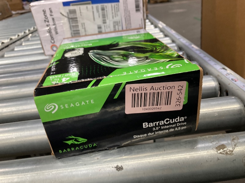 Photo 1 of **PARTS ONLY**Seagate BarraCuda 4TB Internal Hard Drive HDD 3.5 Inch SATA 6 Gb/s 5
