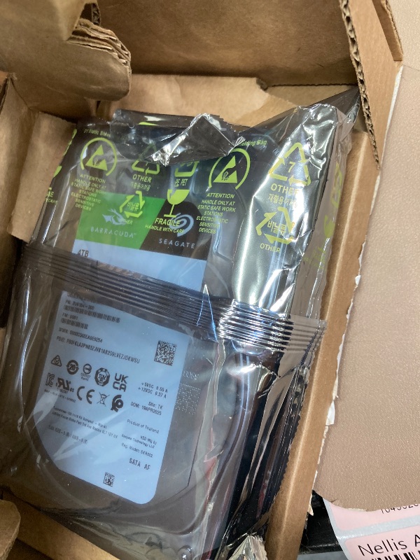 Photo 1 of **PARTS ONLY**Seagate BarraCuda 4TB Internal Hard Drive HDD 3.5 Inch SATA 6 Gb/s 5