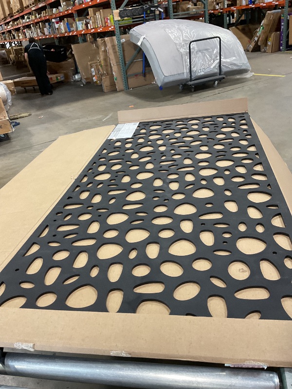 Photo 1 of 3'x6' River Rock Decorative Screen, Black