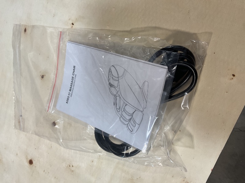 Photo 1 of 8303–11 intelligent massage chair