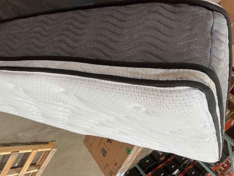 Photo 1 of **DAMAGE FROM TRANSPORT **ZINUS 12 Inch True Support Hybrid Mattress [New Version], King, Fiberglass Free, Medium Feel, Motion Isolation, Certified Safe Foams & Fabric, Mattress