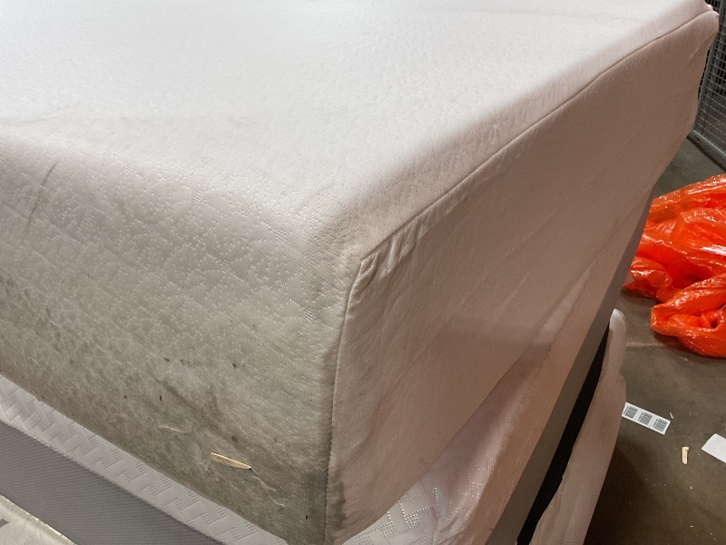 Photo 1 of **DIRTY FROM TRANSPORT Best Price Mattress 12 Inch Full Mattress Bed-I, Green Tea Memory Foam, White