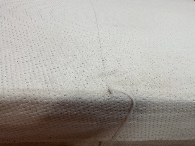 Photo 1 of **DIRT AND DAMAGE FROM TRANSPORT **ZINUS 8 Inch Green Tea Memory Foam Mattress [New Version], King, Fiberglass free, Medium Firm Feel, Zoned Pressure Relief, Certified Safe Foams & Fabric, Mattress 