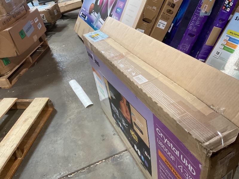 Photo 1 of **MAJOR DAMAGE TO SCREEN. SELLING FOR PARTS **Samsung 43-Inch Class Crystal UHD U8000F 4K Smart TV (2025 Model) Endless Free Content, Crystal Processor 4K, MetalStream Design, Knox Security, Alexa Built-in