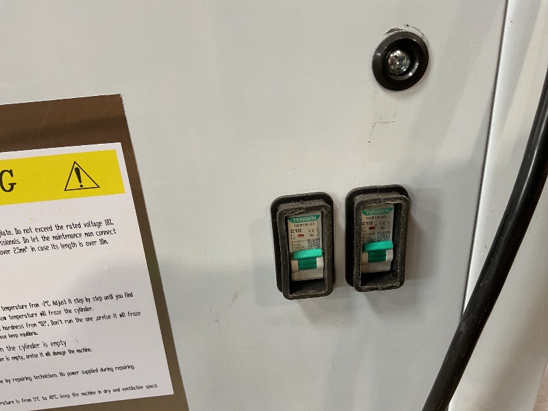 Photo 1 of **FOR PARTS ONLY NON-FUNCTIONAL** VEVOR Commercial Ice Cream Machine, 34-44 L/H Yield, 3400W 3-Flavor Freestanding Soft Serve Ice Cream Maker, 2 x 9L Stainless Steel Hopper, LED Panel Allows Single Cylinder Use Overnight Refrigeration