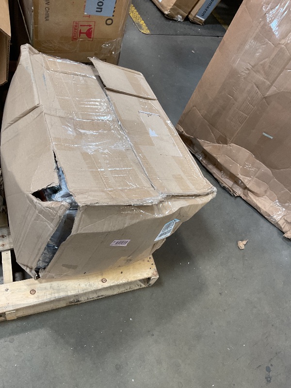 Photo 1 of **SELLING FOR PARTS AS PARTIAL SET **WATER DAMAGE PACKAGE**BANZAI Big Blast Water Park, Length: 14 ft 5 in, Width: 10 ft 7 in, Height: 7 ft 11 in, Inflatable Outdoor Backyard Water Slide Splash Bounce Climbing Toy