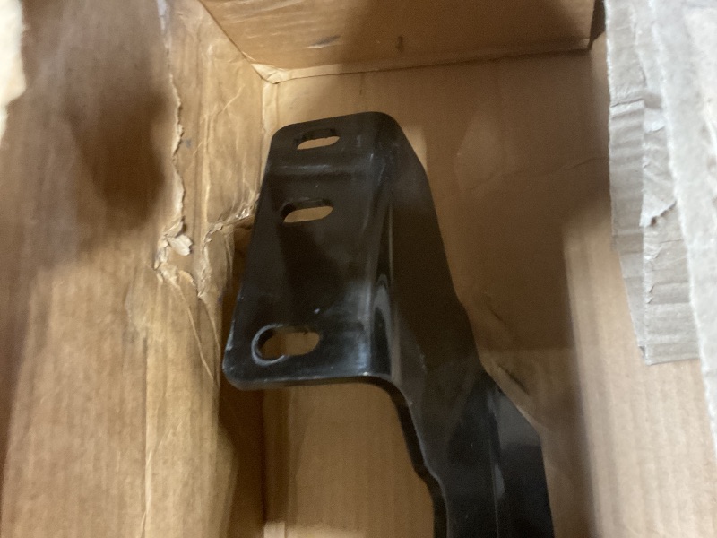 Photo 1 of **DIRT. RUST. SCRATCHES**CURT 13370 Class 3 Trailer Hitch, 2-Inch Receiver, Fits Select Honda Odyssey, GLOSS BLACK POWDER COAT