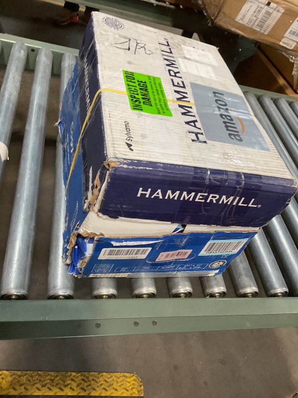 Photo 1 of **MAJOR CORNER DAMAGE TO ONE REAM**Hammermill Printer Paper, 20 lb Copy Paper, 8.5 x 11 - 10 Ream (5,000 Sheets) - 92 Bright, Made in the USA