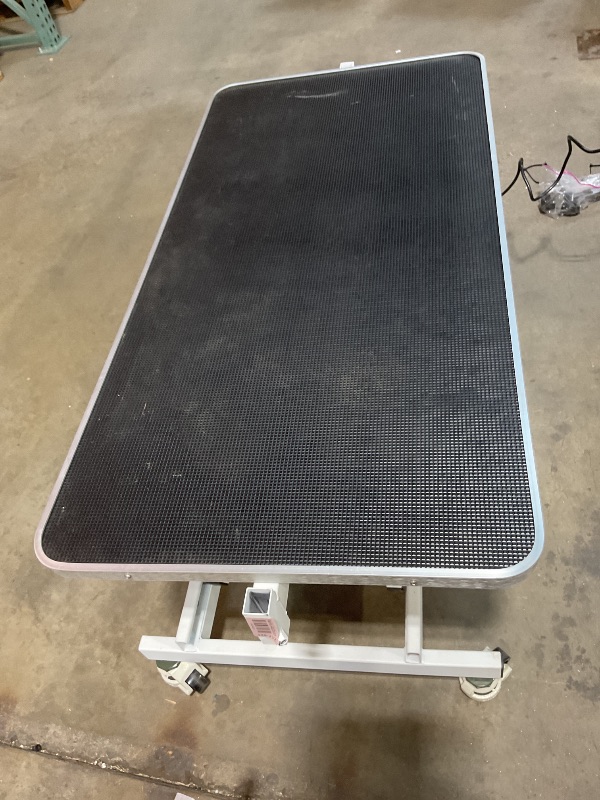 Photo 1 of **DIRTY FROM TRANSPORT **SKM Hydraulic Adjustable Pet Dog Grooming Table with 1 Noose-02301026