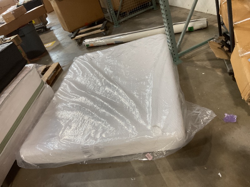 Photo 1 of **DIRTY FROM TRANSPORT **Queen mattress