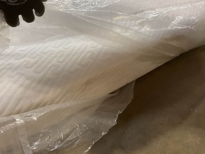 Photo 1 of **DIRTY FROM TRANSPORT **Queen mattress